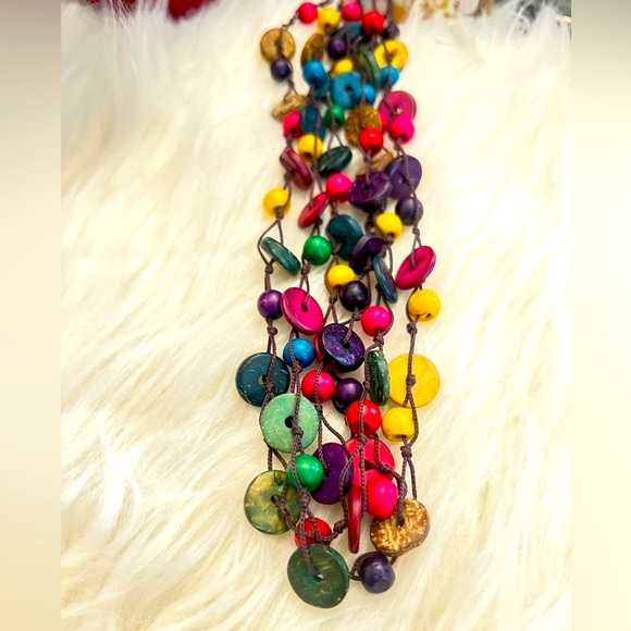 Handmade Colorful Wood 🪵 Women’s Necklace - Picture 4 of 6